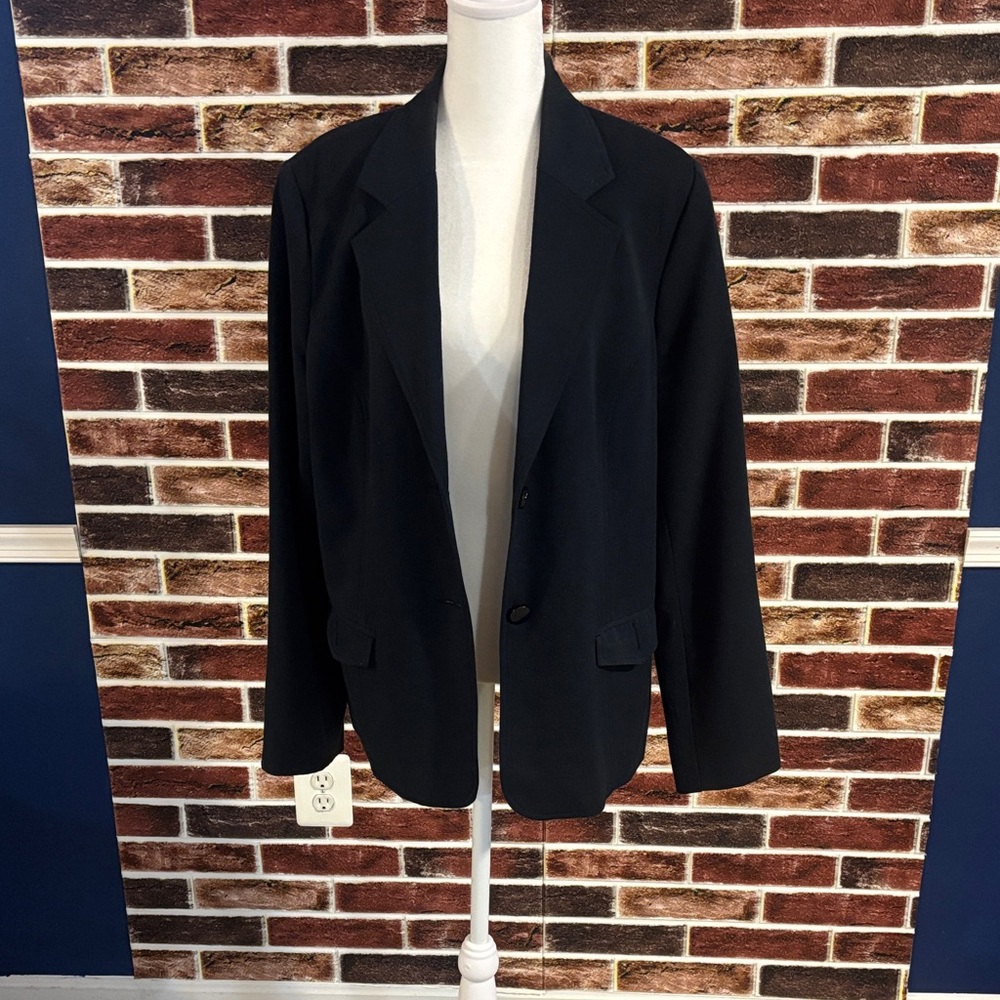 Classic Very Dark Blue Blazer